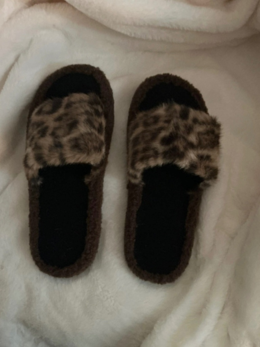 Leopard print slides